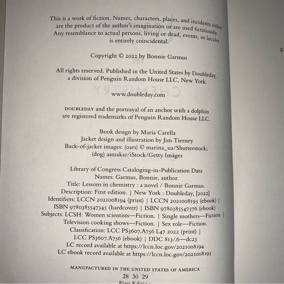 Lessons in Chemistry Book Bonnie Garmus Novel Best Seller Apple TV Show Reading - Picture 2 of 13